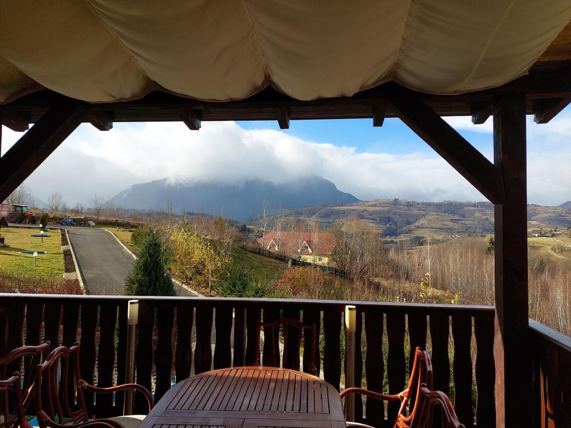 Pension Chalet Poiana Marului Ranch Esterno foto