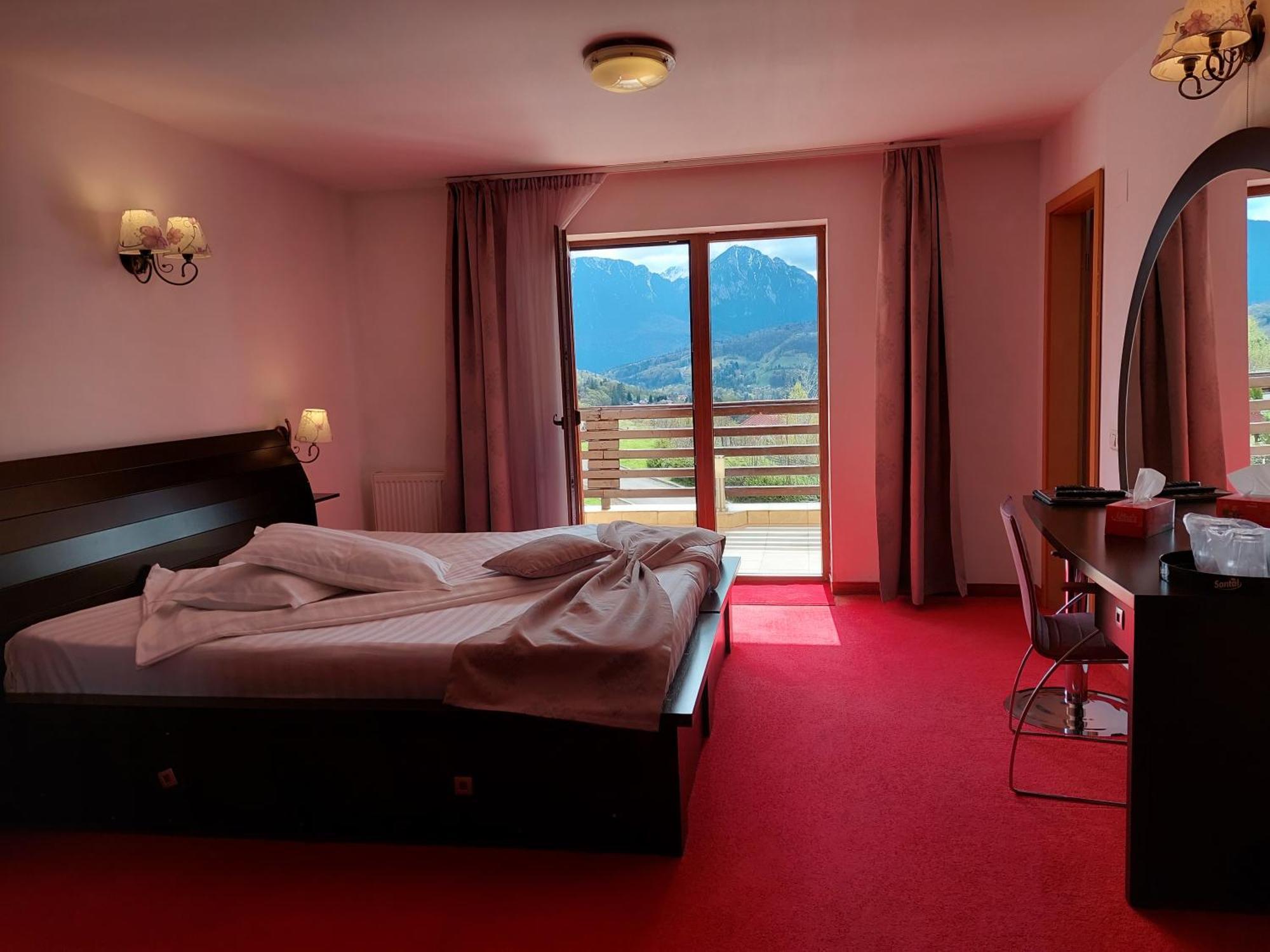 Pension Chalet Poiana Marului Ranch Esterno foto